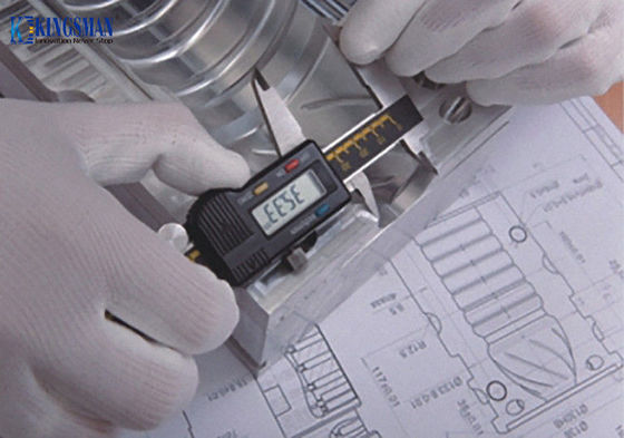 แม่พิมพ์เป่าขึ้นรูปสำเร็จรูป, ขวดทำแม่พิมพ์ HDPE PP แบบกำหนดเอง
